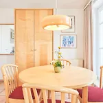 448, Seepark Apartment *