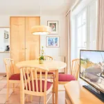 448, Seepark *